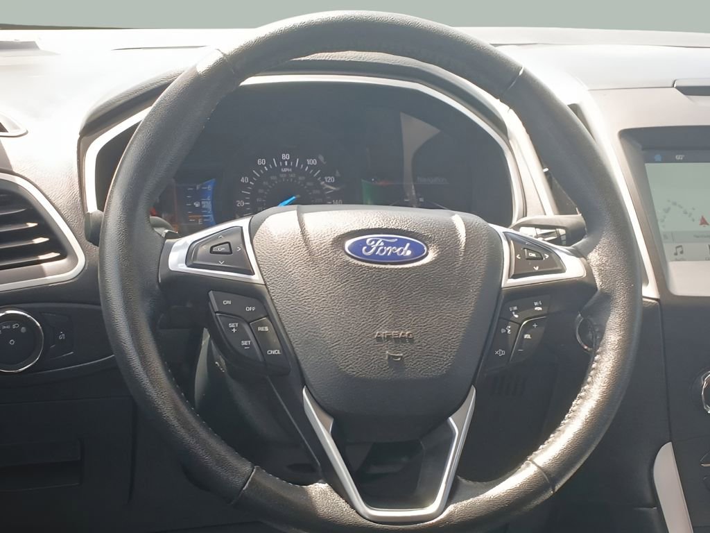 Used 2017 Ford Edge SEL w/ Equipment Group 201A AWD/4WD image 9