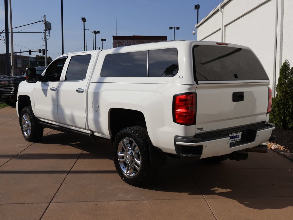 Used 2016 Chevrolet Silverado 2500 High Country w/ Duramax Plus Package AWD/4WD image 4