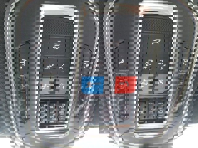 New 2025 Jeep Grand Cherokee L Limited image 12