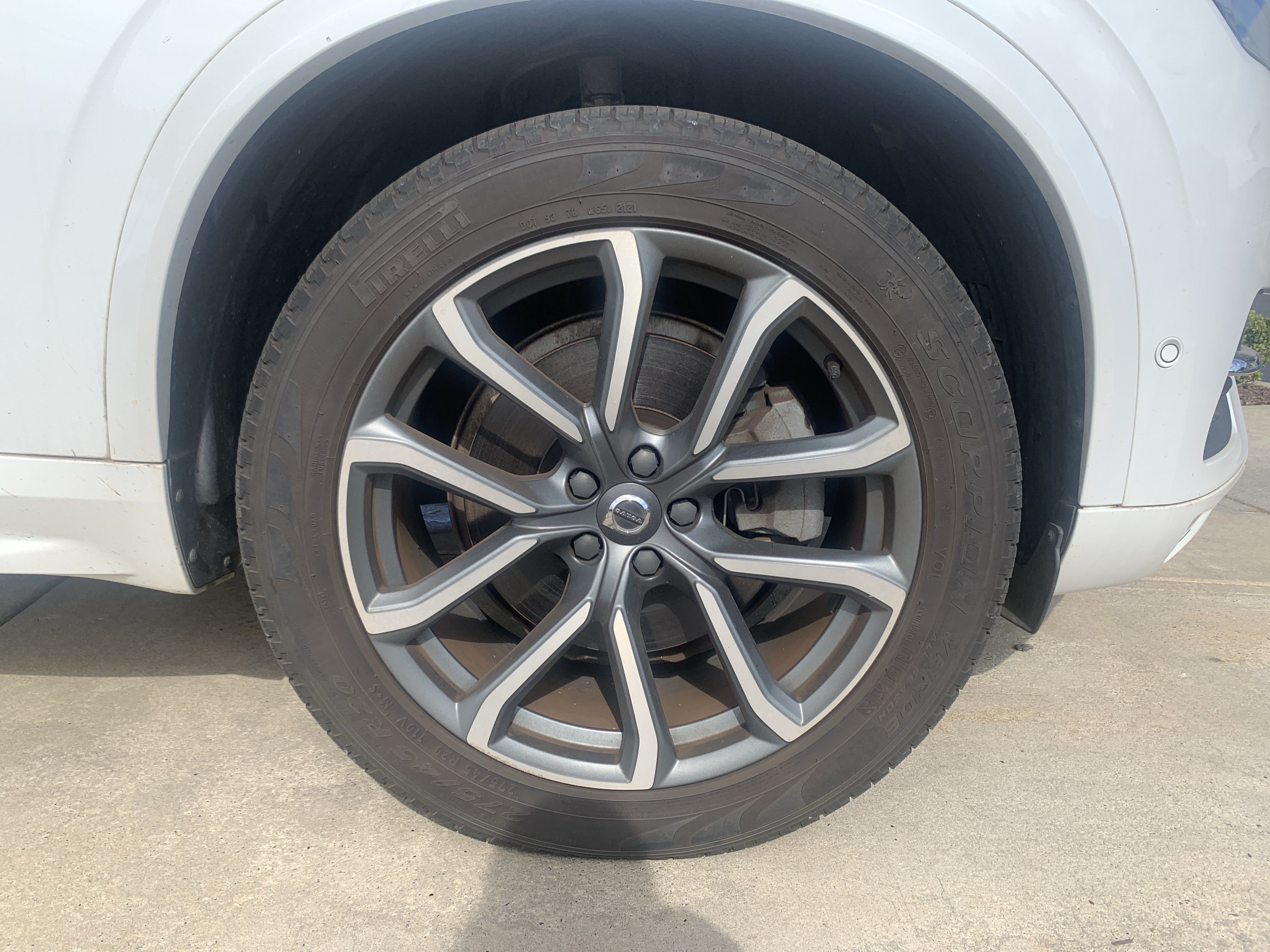 Used 2019 Volvo XC90 T6 Momentum w/ Advanced Package AWD/4WD image 13