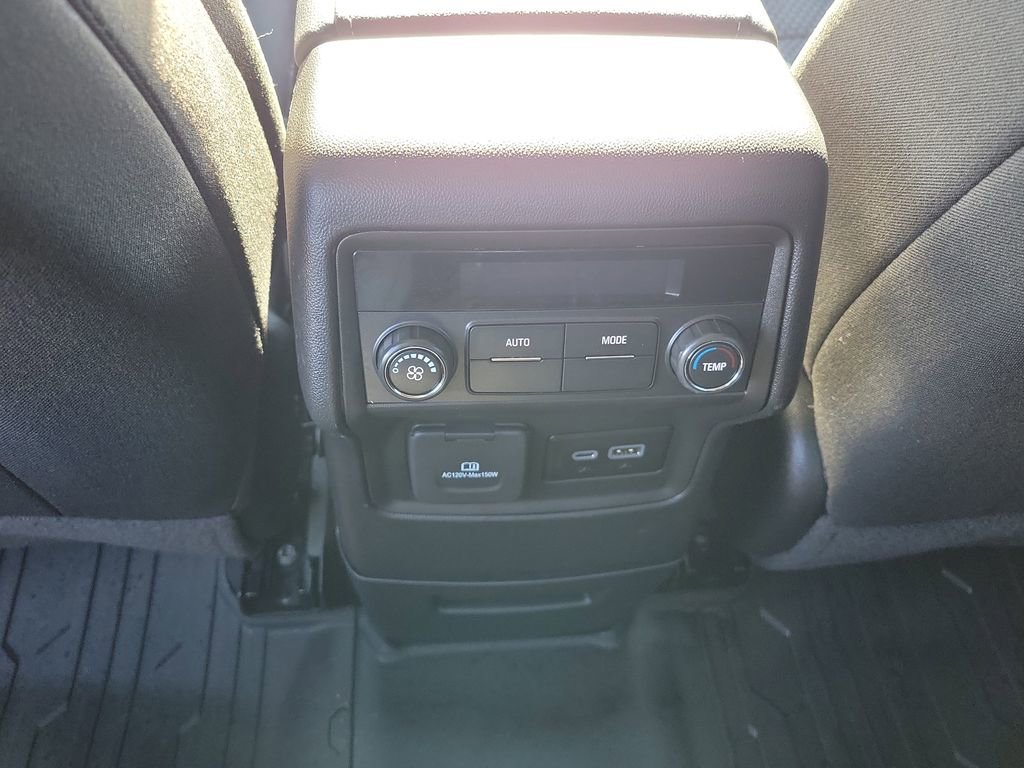 Certified 2023 GMC Acadia SLE w/ Infotainment Package image 33