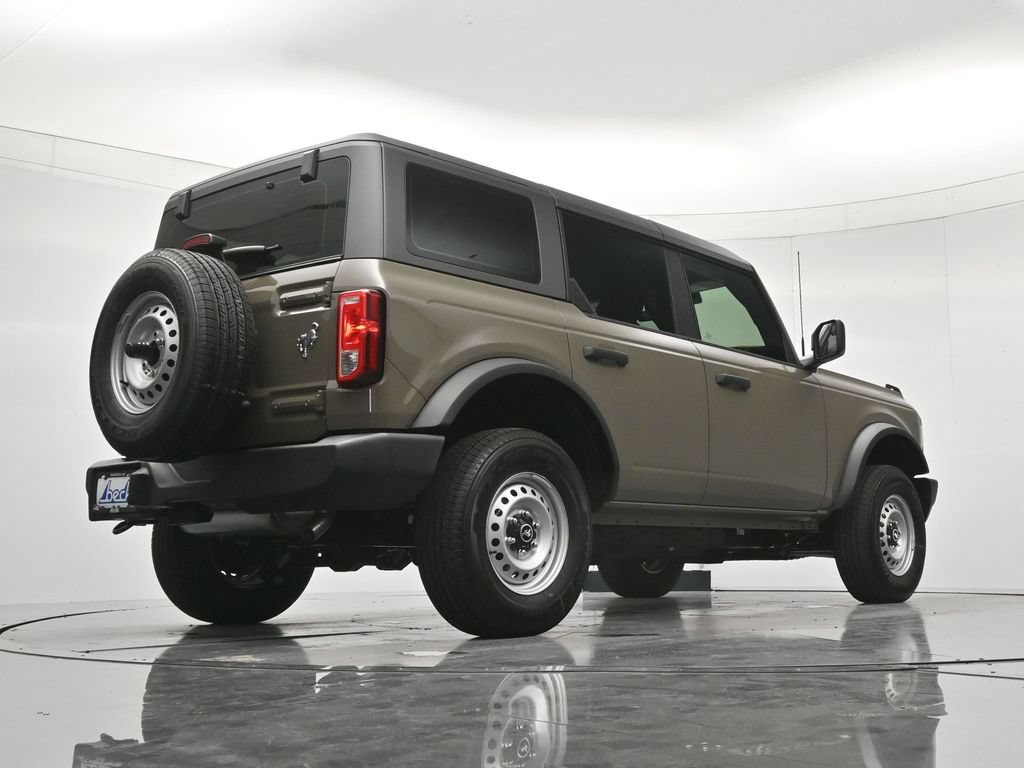 New 2026 Ford Bronco 4-Door AWD/4WD image 40