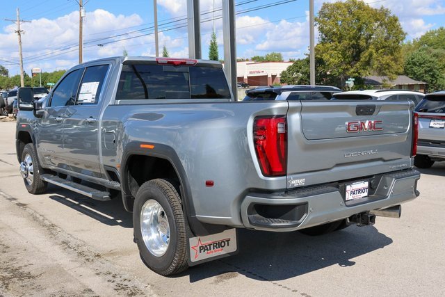 New 2026 GMC Sierra 3500 Denali w/ Technology Package image 3