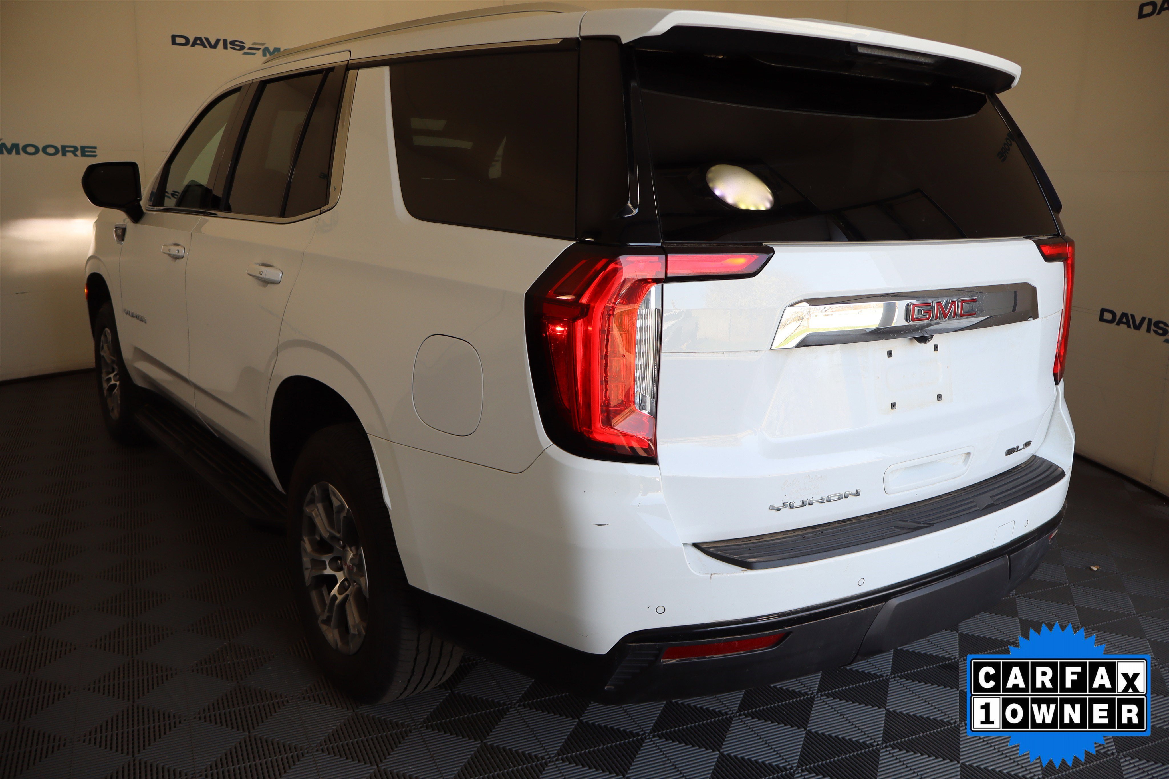 Used 2022 GMC Yukon SLE w/ Gmc Pro Safety Plus Package image 7