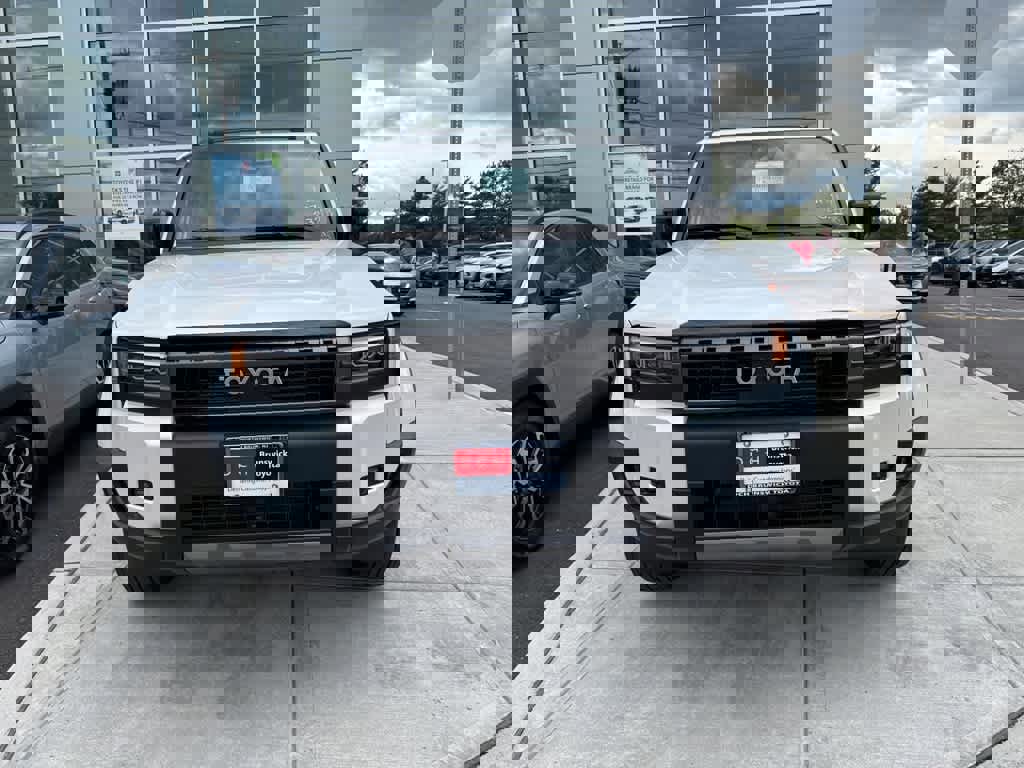 New 2025 Toyota Land Cruiser image 5