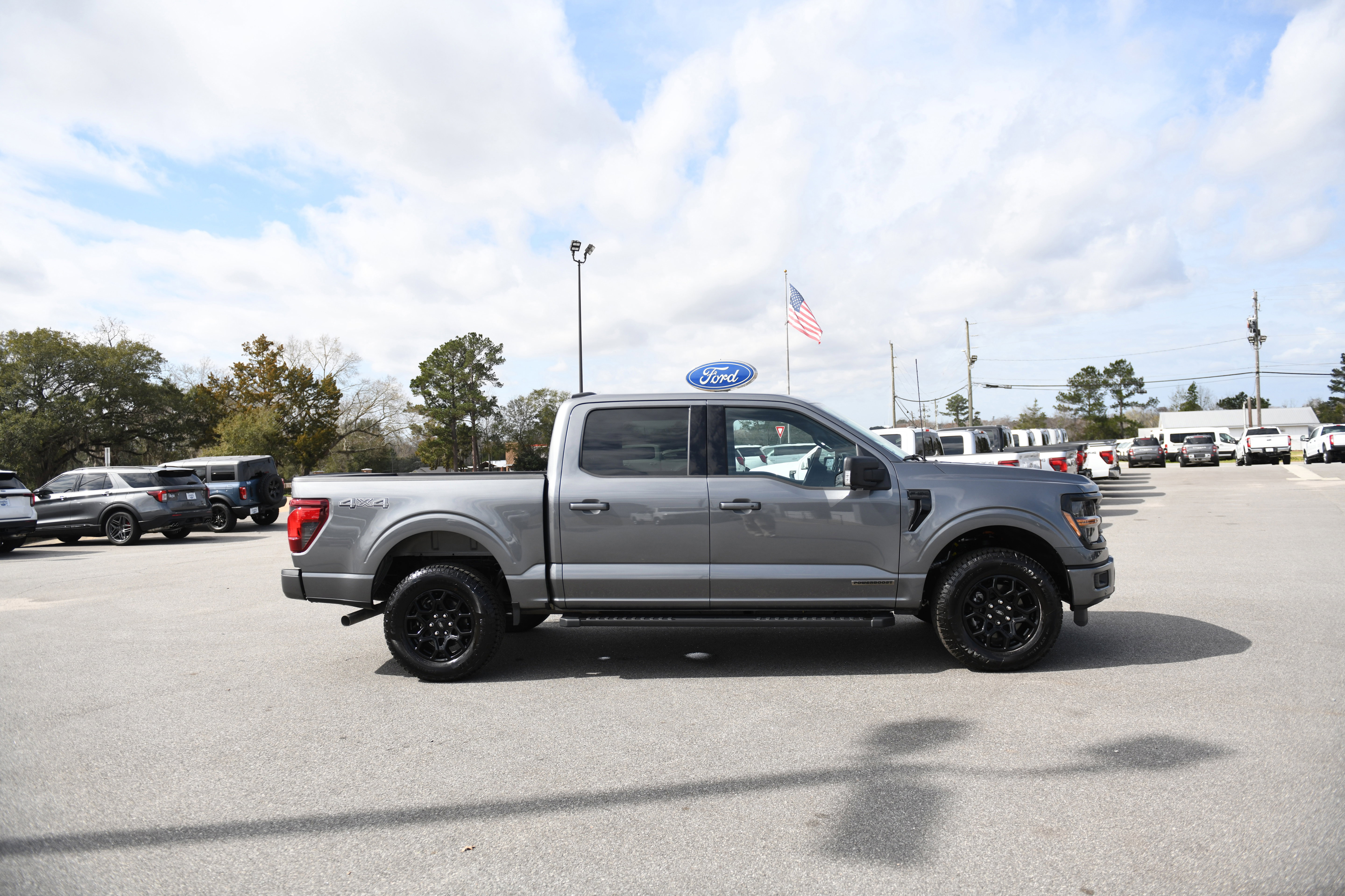 Used 2025 Ford F150 XLT w/ Equipment Group 302A MID image 2