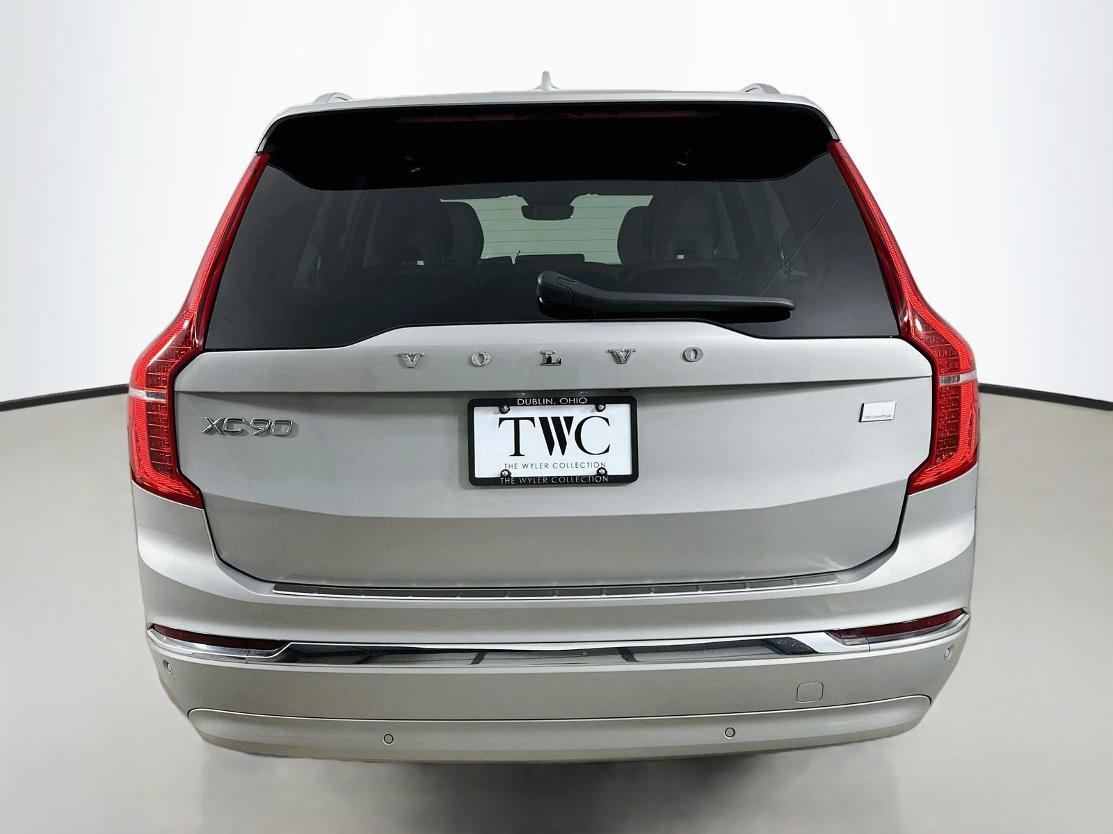 Used 2023 Volvo XC90 T8 Ultimate w/ Protection Package Premier AWD/4WD image 6