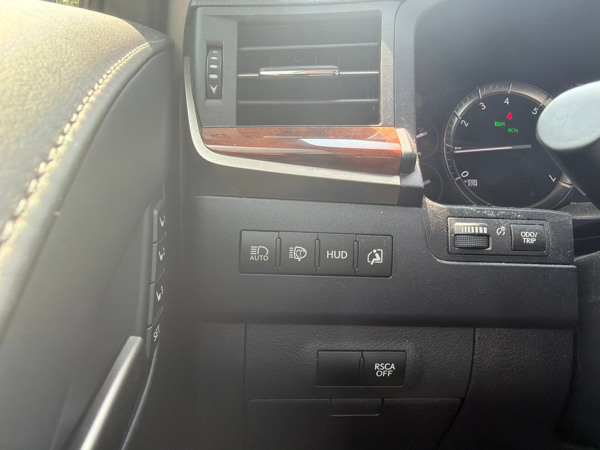 Used 2017 Lexus LX 570 4WD image 22
