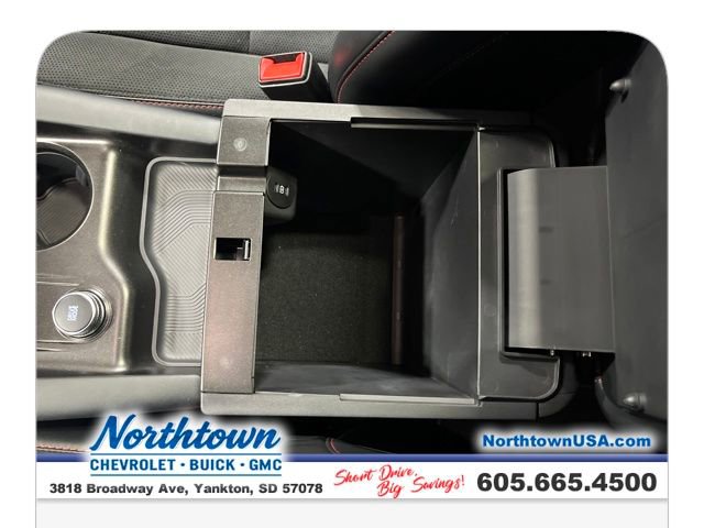 Used 2025 Ford Explorer ST image 27