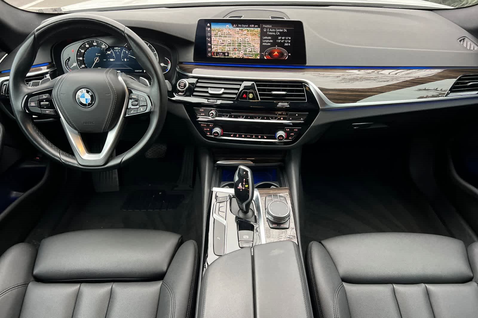Used 2019 BMW 530i w/ Convenience Package image 3