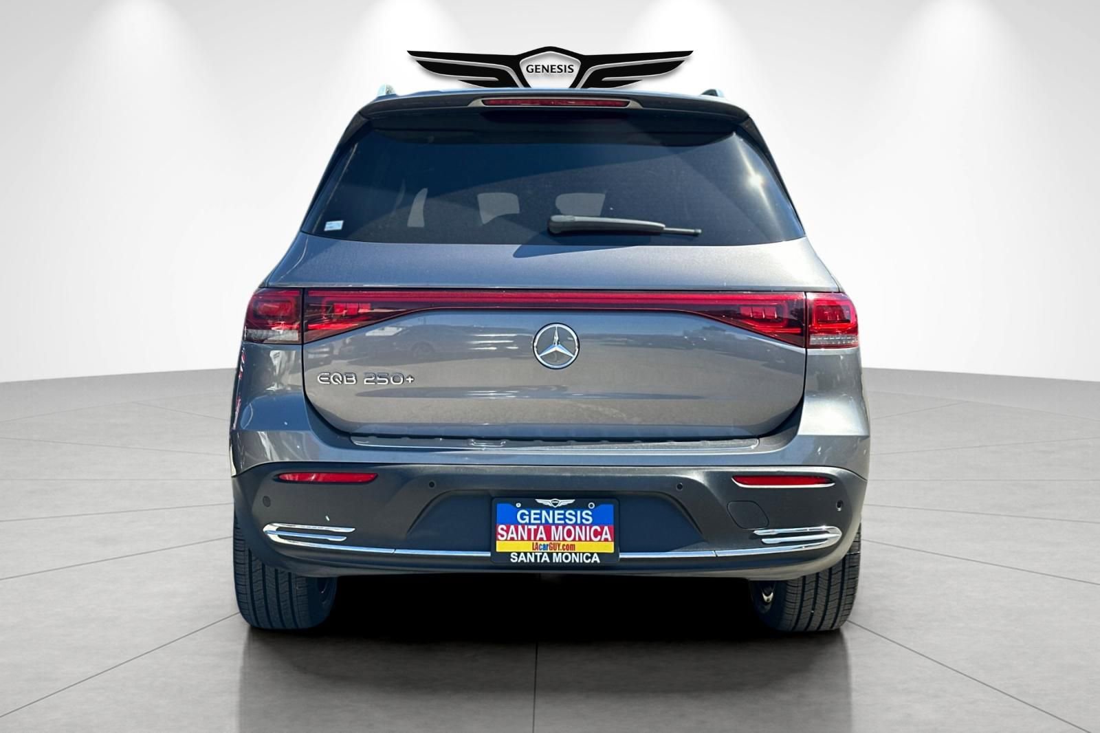 Used 2023 Mercedes-Benz EQB 250+ w/ Exclusive Package image 5