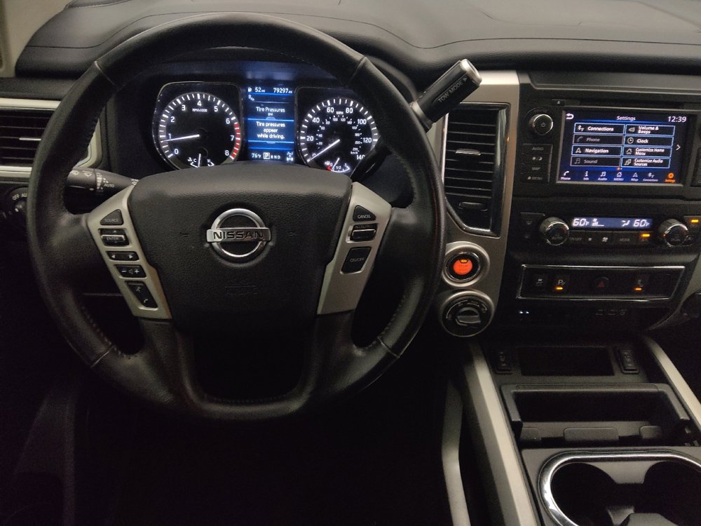 Used 2019 Nissan Titan SV w/ SV Convenience Package image 22