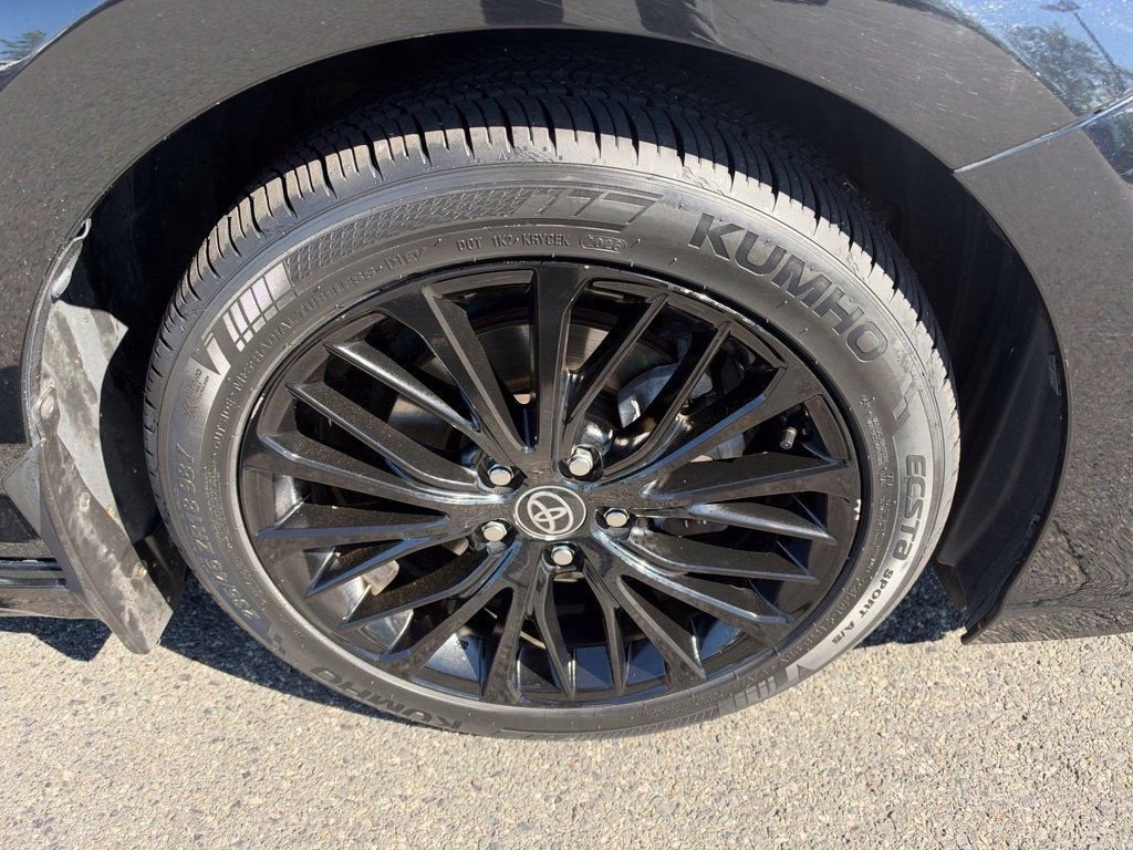Used 2022 Toyota Camry SE FWD image 16