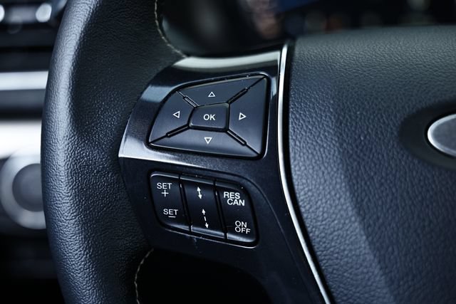 Used 2018 Ford Explorer Platinum AWD/4WD image 32
