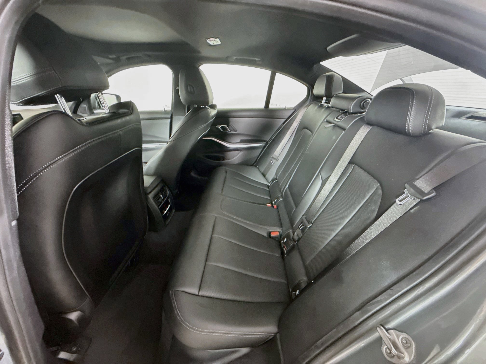 Used 2025 BMW 330i Sedan RWD image 30