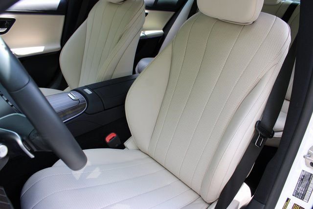 Used 2024 Mercedes-Benz E 350 4MATIC Sedan w/ Night Package image 9