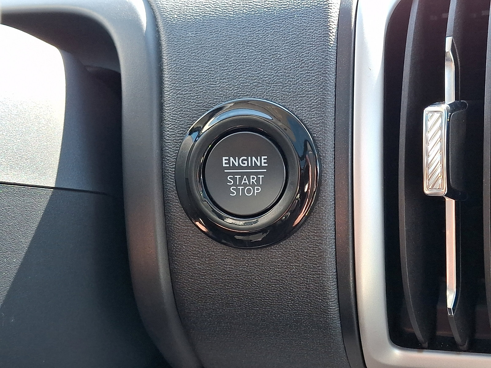 Certified 2025 Ford Expedition Max Active image 27