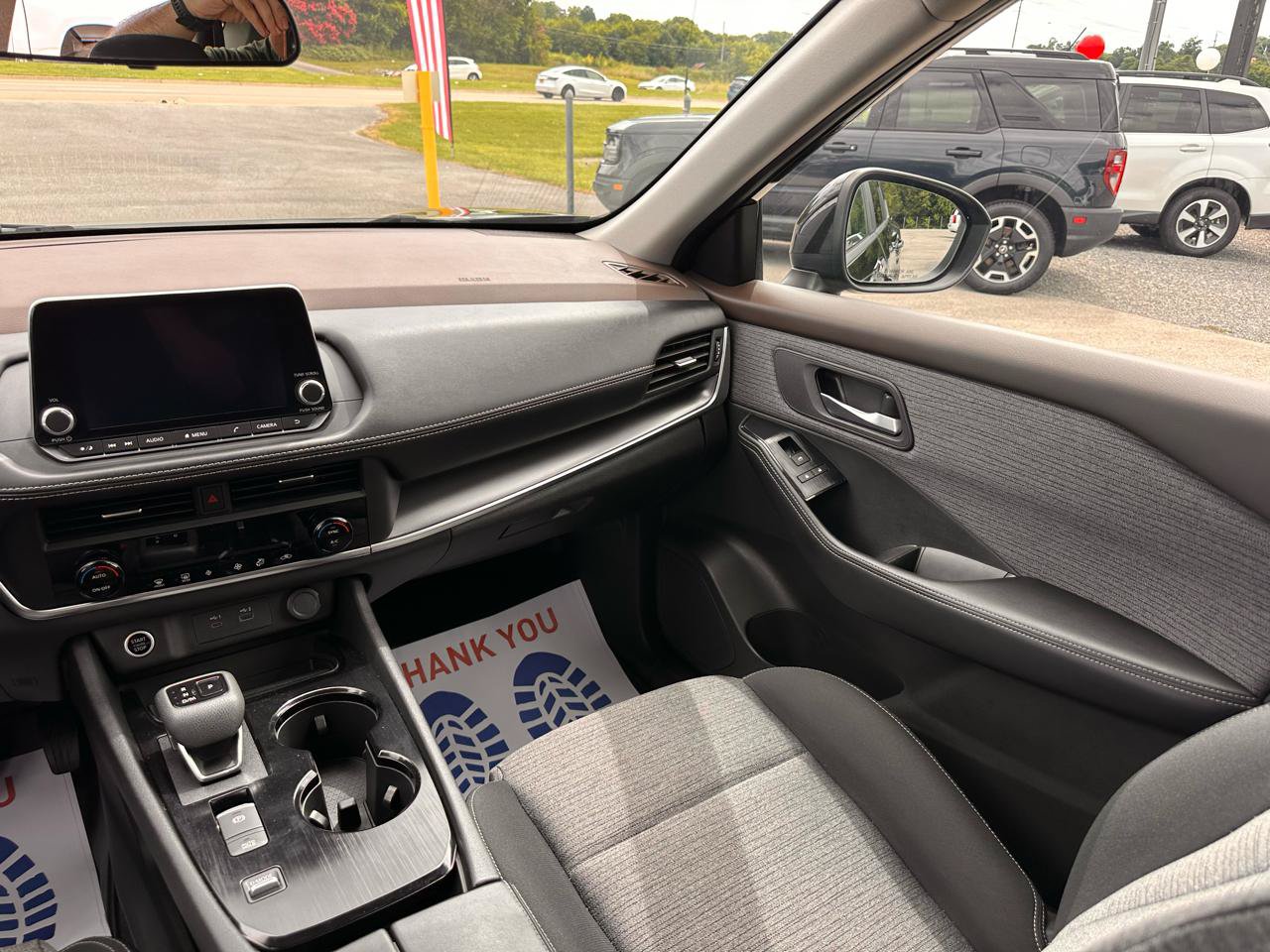 Used 2023 Nissan Rogue SV FWD image 26