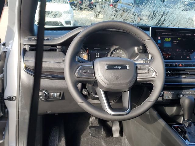 New 2026 Jeep Compass Latitude image 7