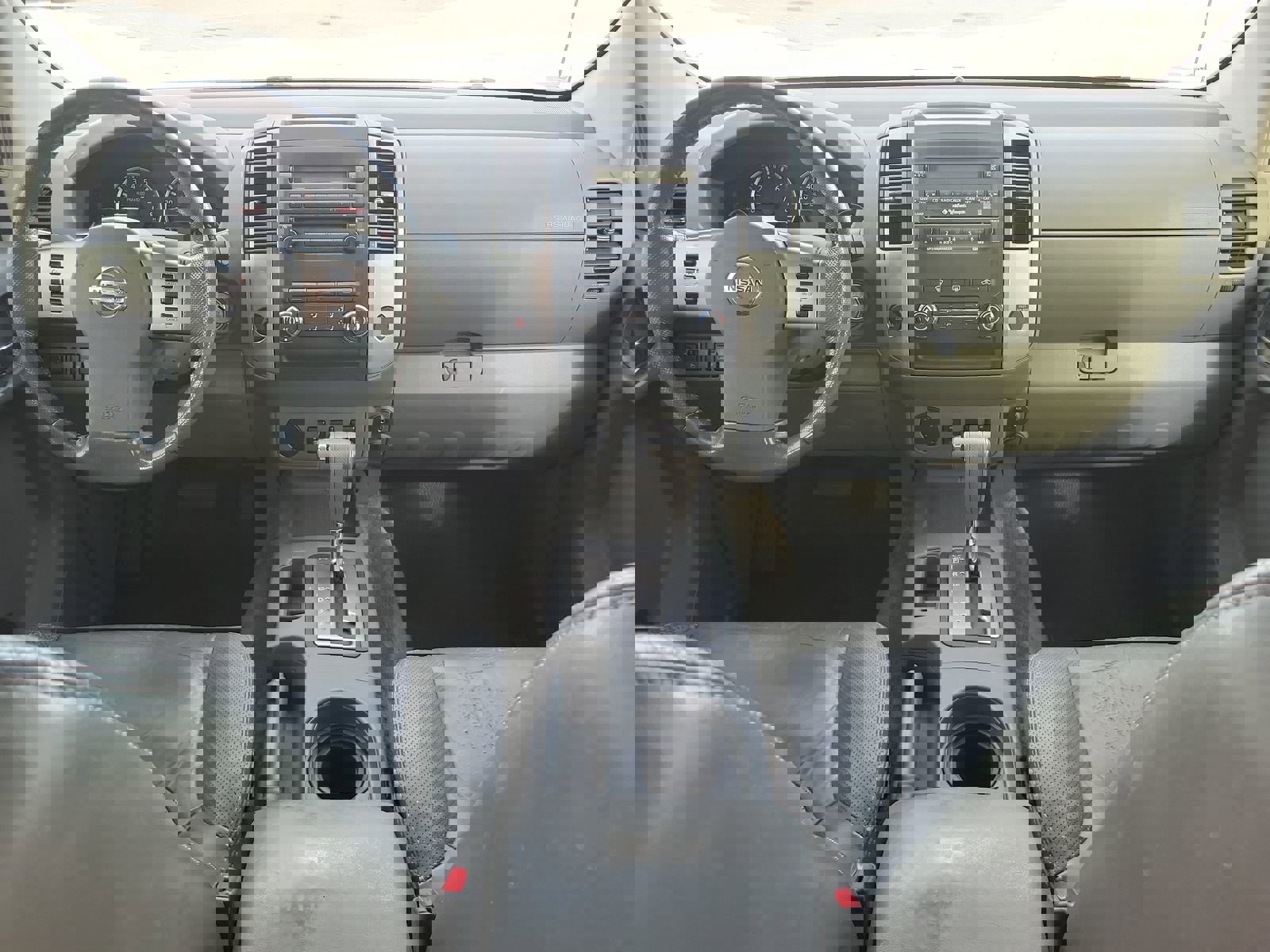 Used 2010 Nissan Frontier LE w/ LE Value Truck Pkg image 30