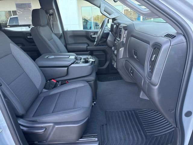 Used 2025 Chevrolet Silverado 1500 Custom Trail Boss w/ LPO, Dark Essentials Package image 16