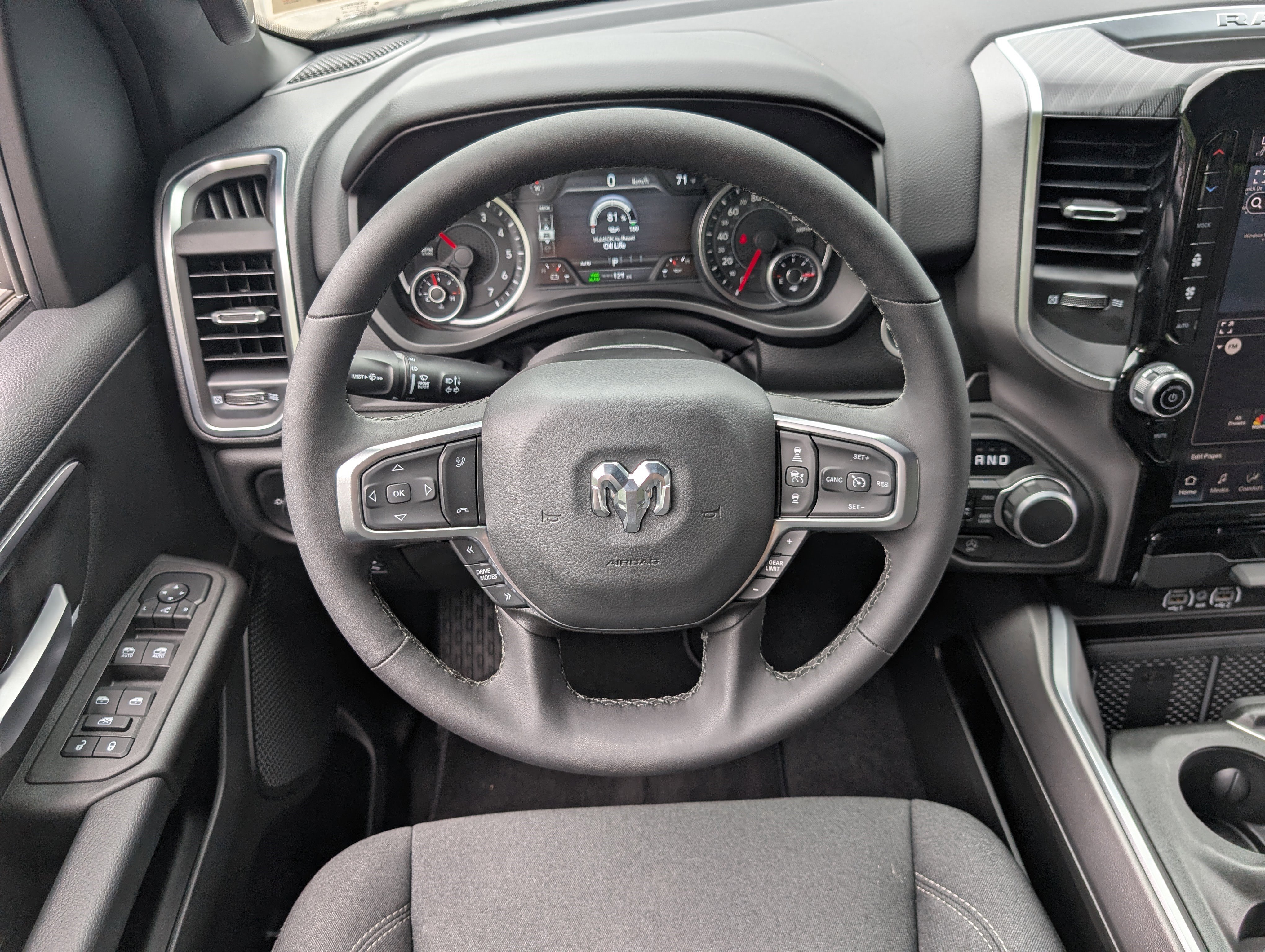 Used 2026 RAM 1500 Big Horn AWD/4WD image 23
