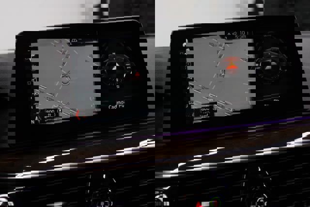 Used 2018 BMW 540i xDrive w/ Premium Package image 20