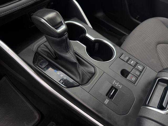 Certified 2024 Toyota Highlander LE FWD image 16