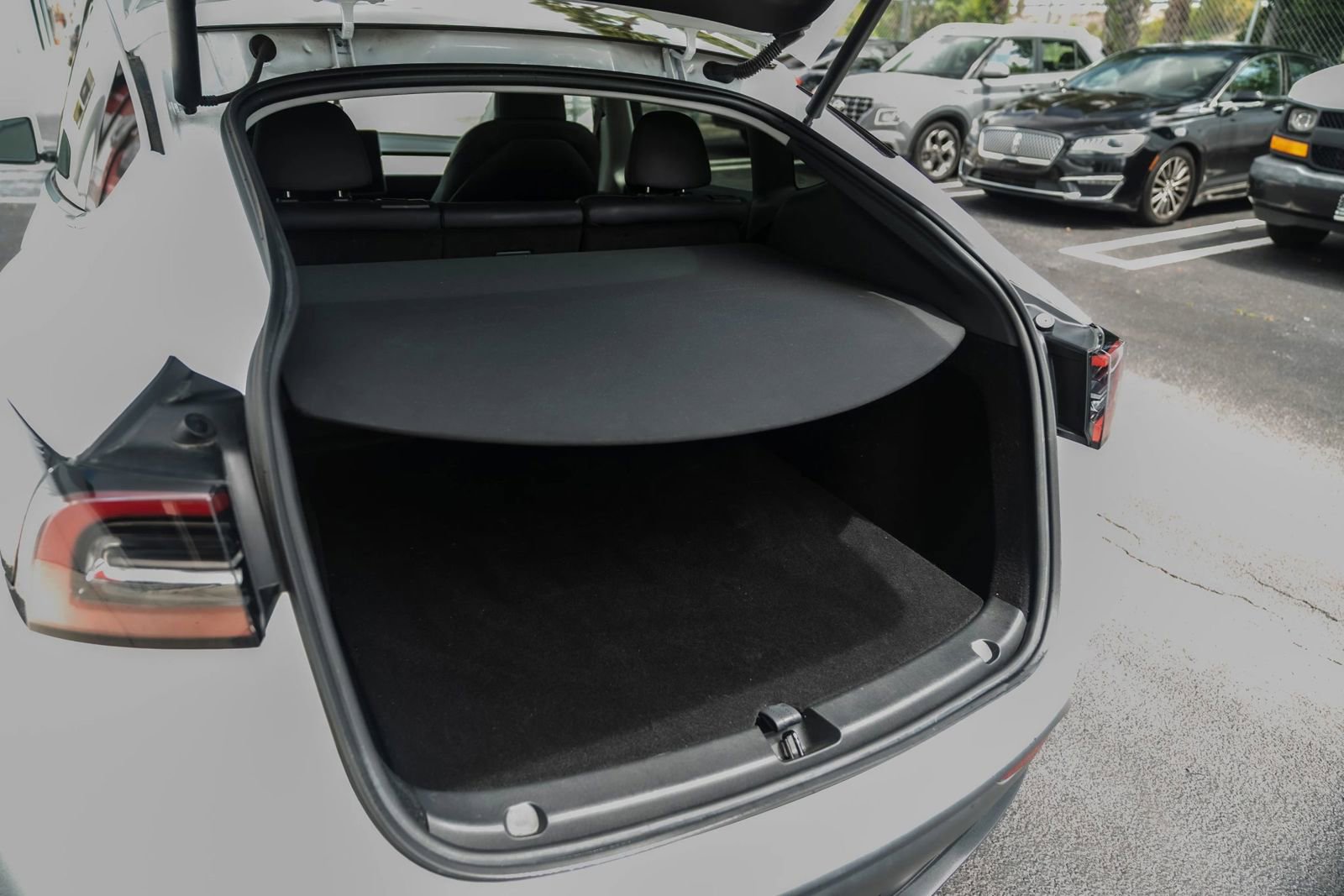 Used 2023 Tesla Model Y Performance AWD/4WD image 30