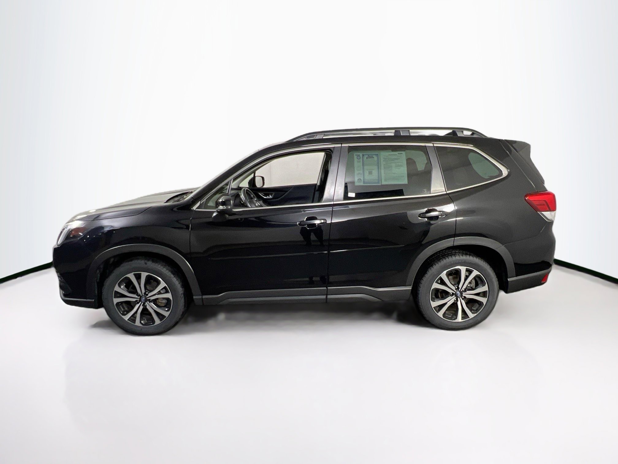 Used 2023 Subaru Forester Limited AWD/4WD image 8