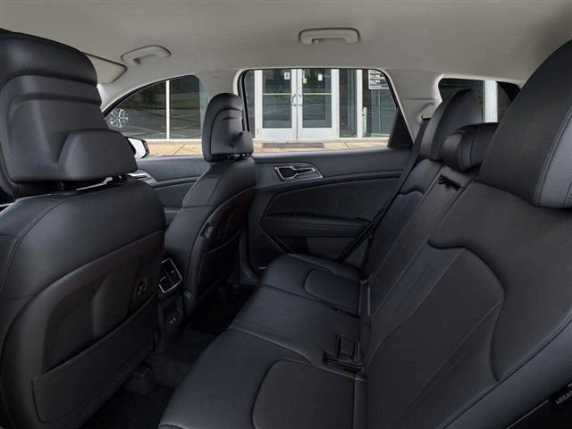 New 2026 Kia Sportage EX image 18