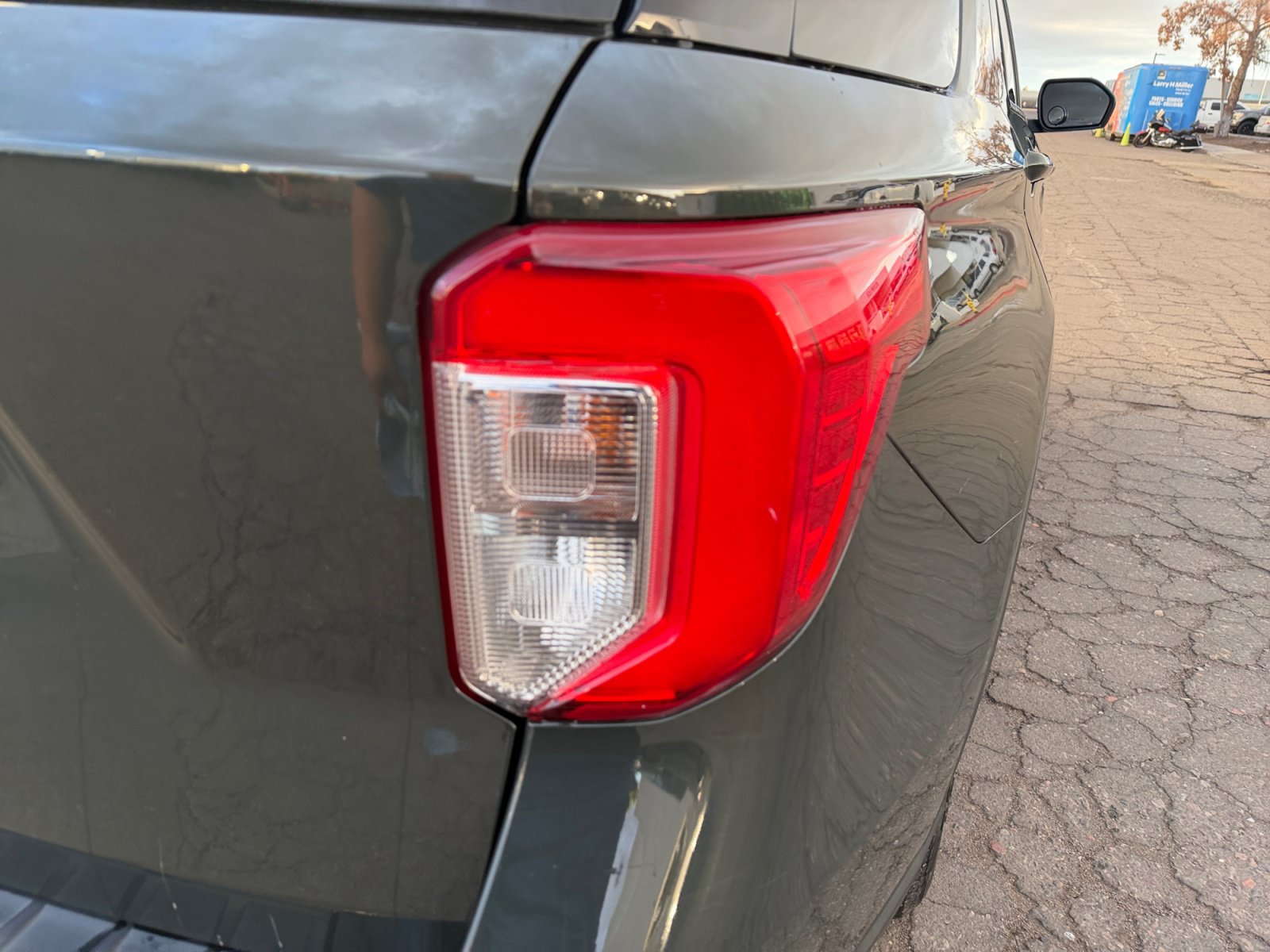 Used 2022 Ford Explorer XLT w/ Equipment Group 202A RWD image 29