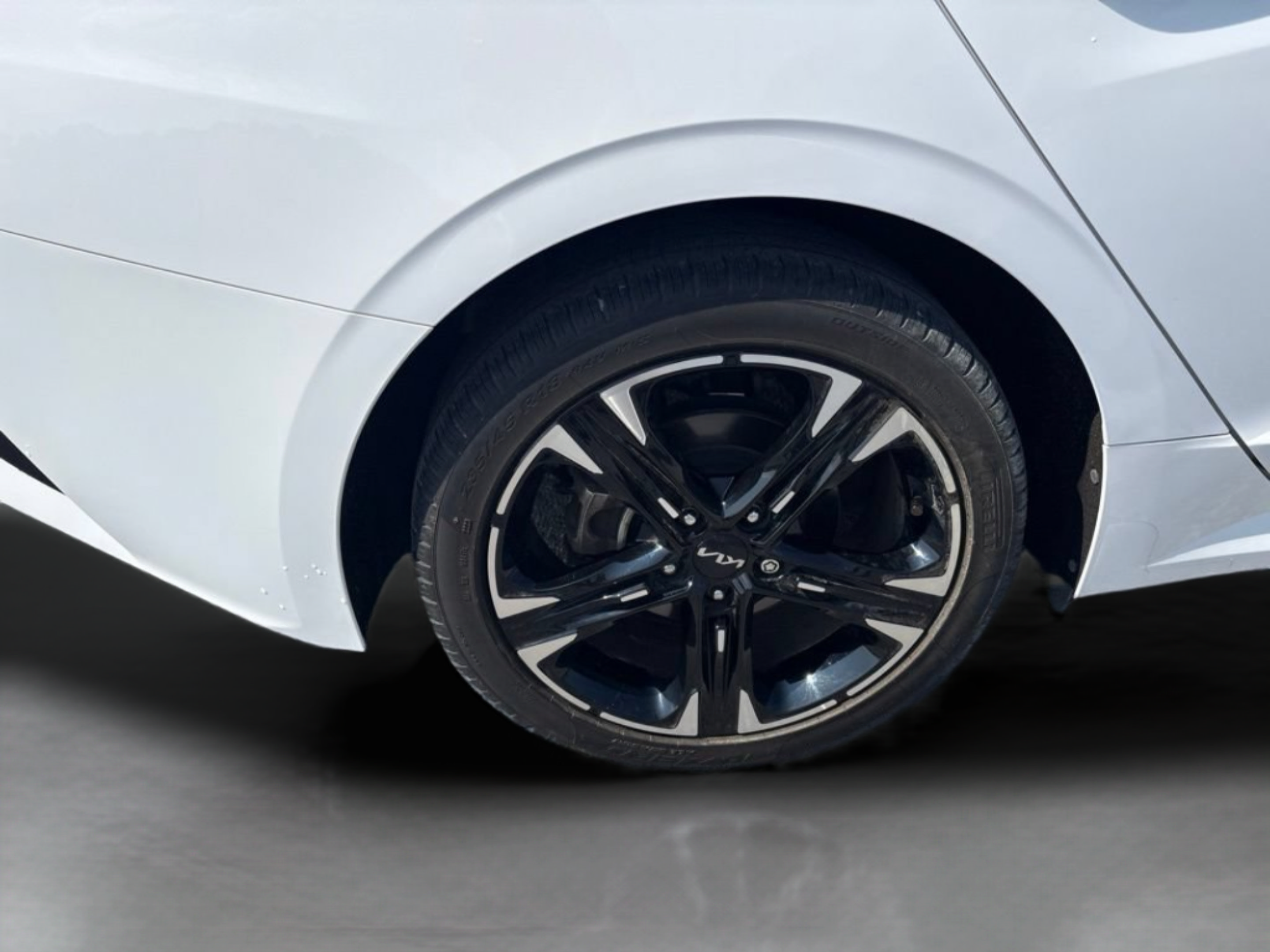 Used 2024 Kia K5 GT-Line FWD image 36
