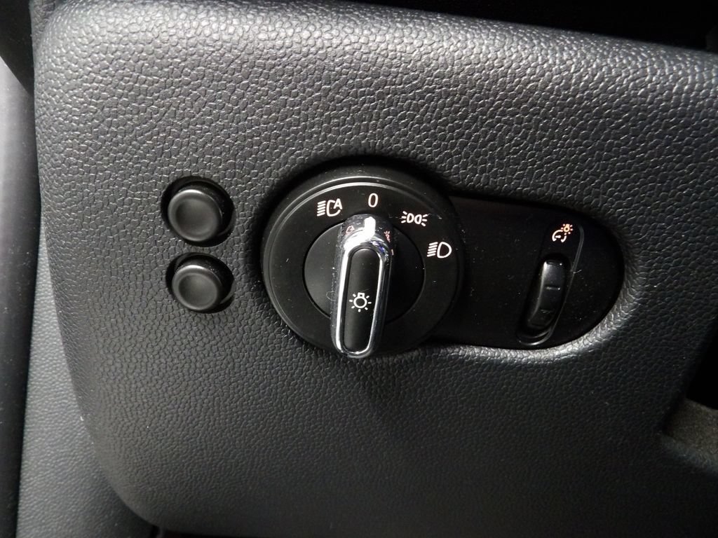 Used 2019 MINI Cooper S FWD image 34
