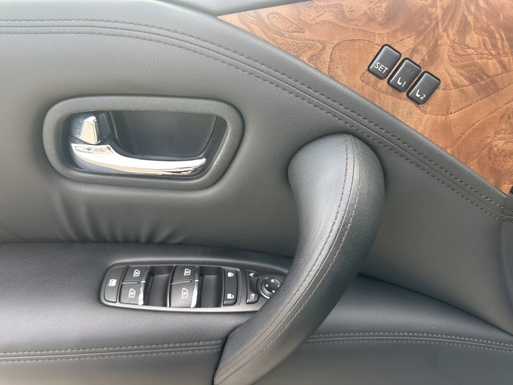 Used 2023 Nissan Armada SL image 30