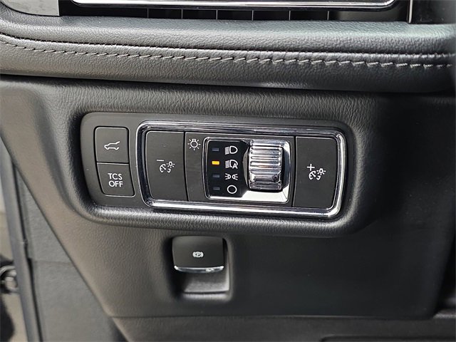 Certified 2022 Lincoln Nautilus AWD image 23