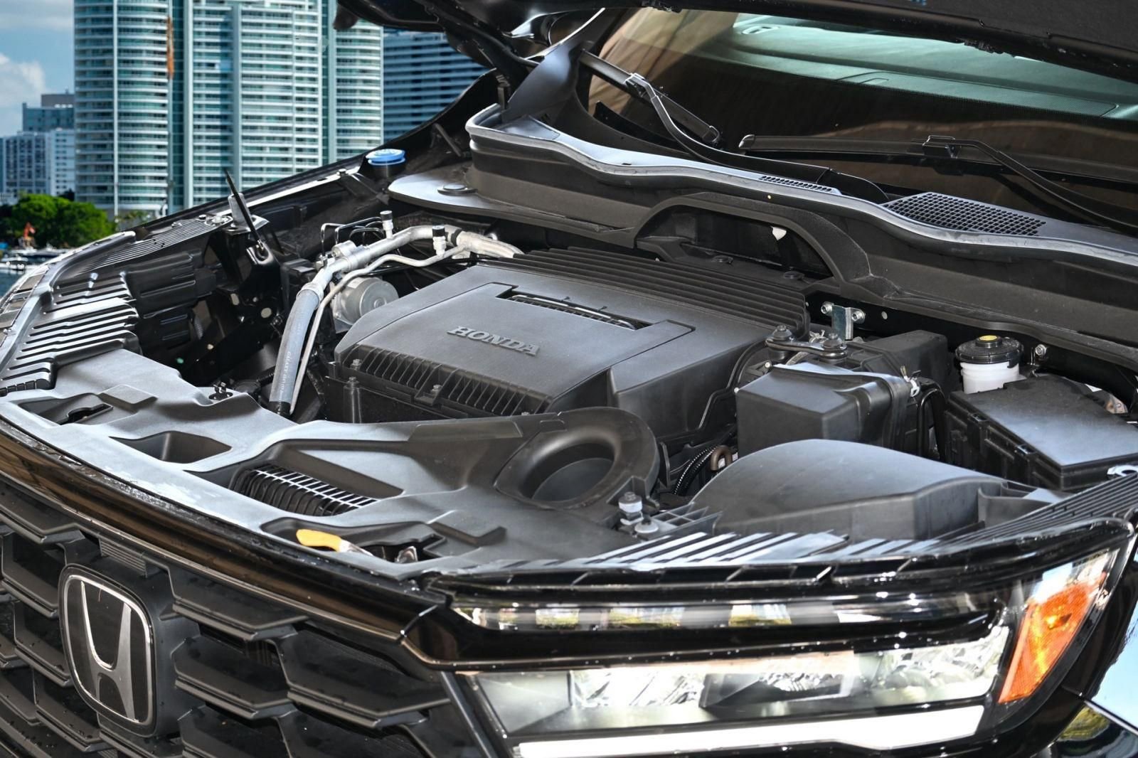 New 2026 Honda Pilot Sport image 33