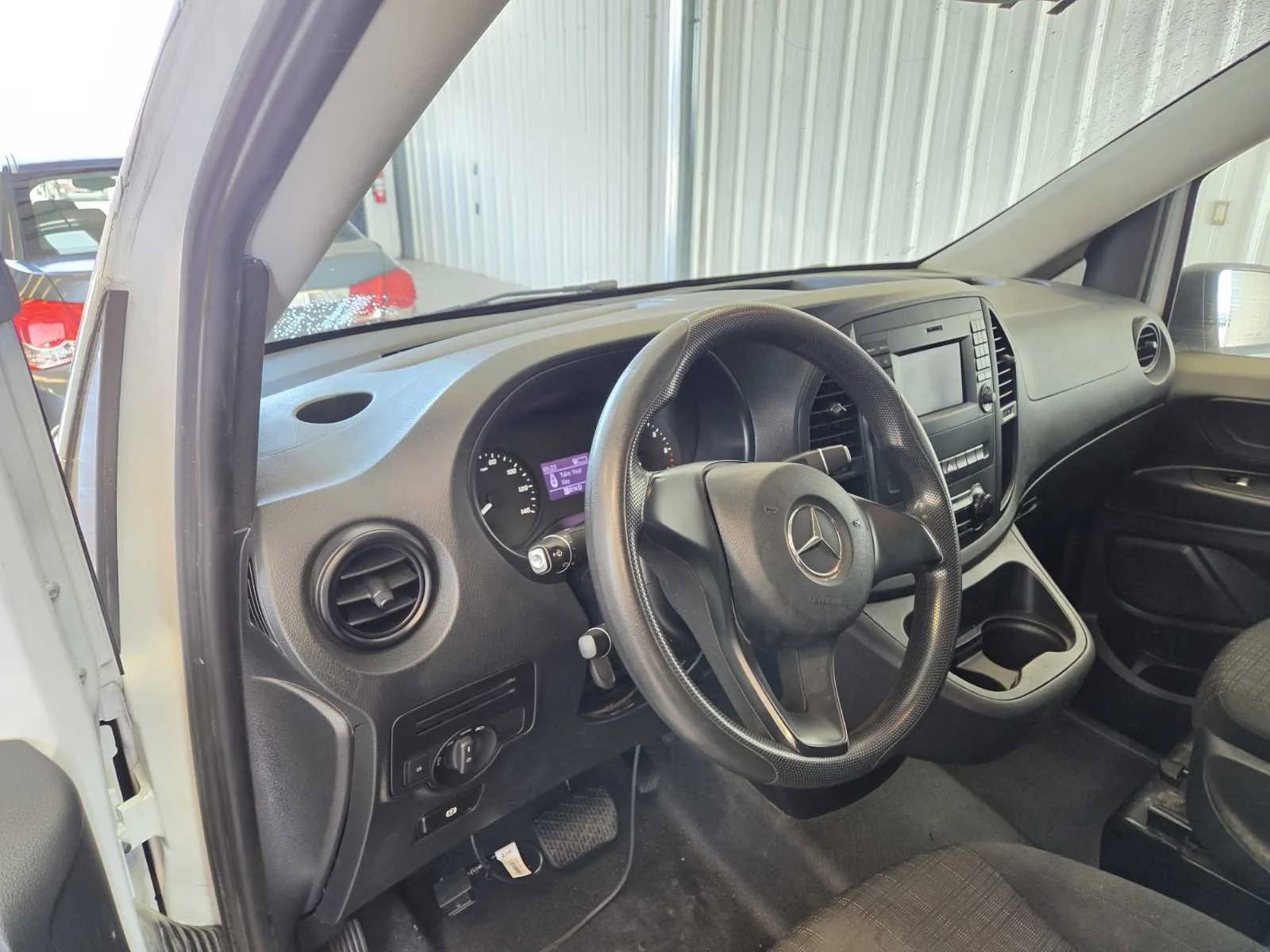 Used 2020 Mercedes-Benz Metris image 5