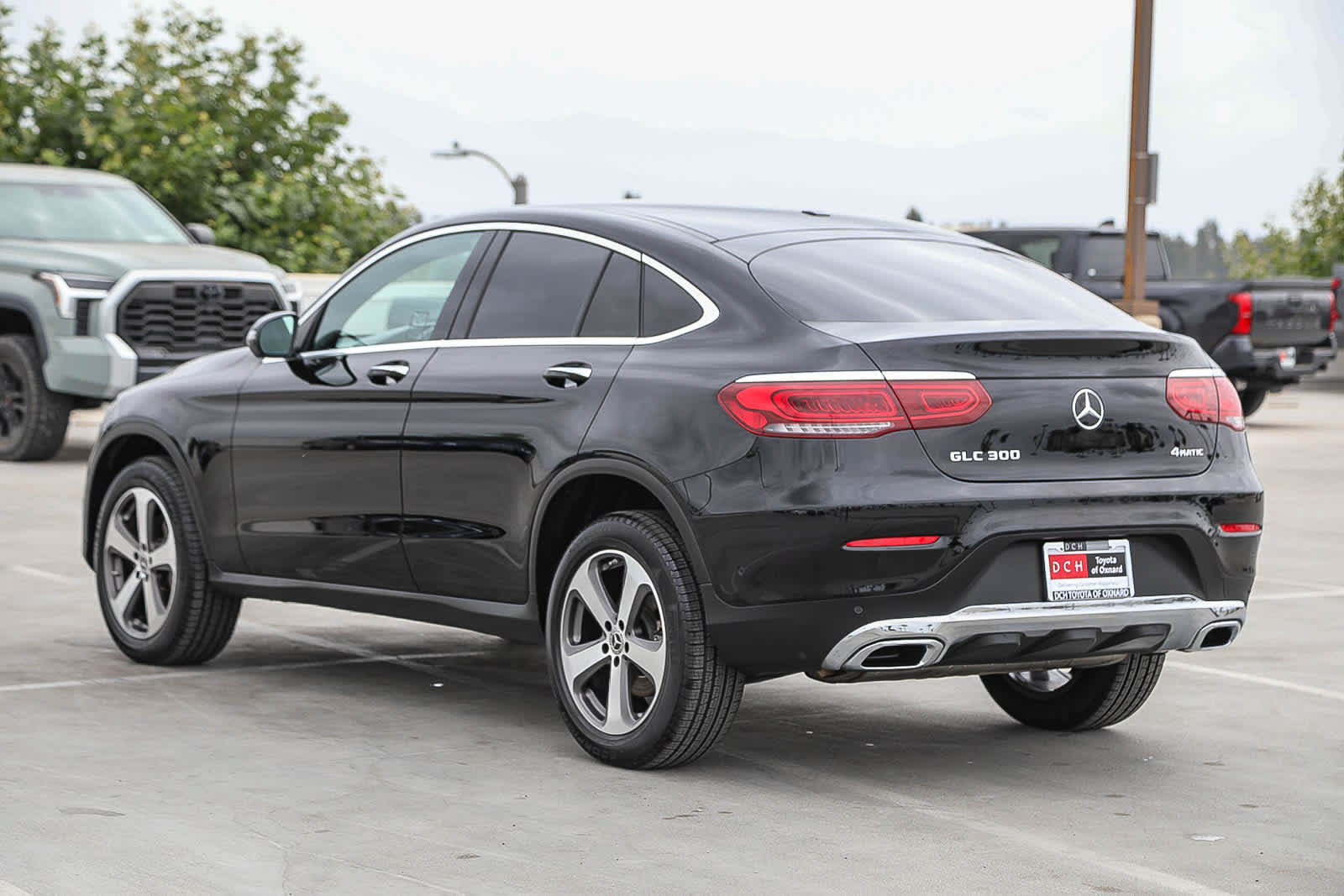 Used 2022 Mercedes-Benz GLC 300 4MATIC Coupe image 7