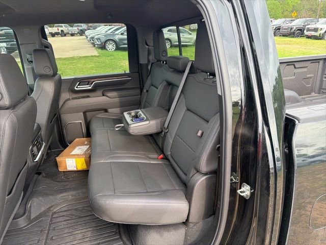 Used 2026 GMC Sierra 3500 SLT w/ SLT Premium Package image 11