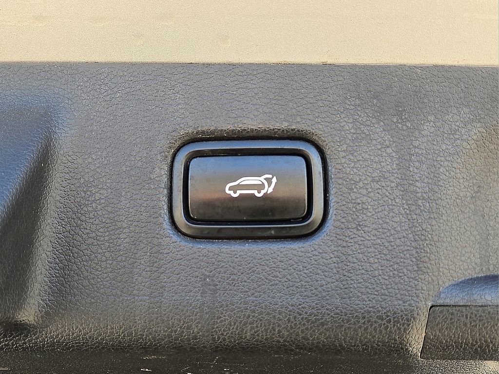 Used 2021 Hyundai Palisade Calligraphy image 12