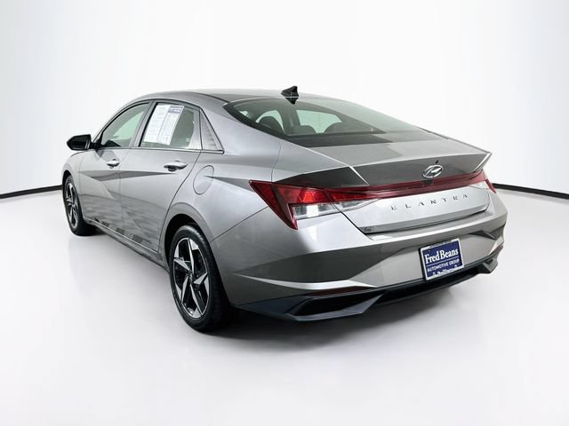 Certified 2023 Hyundai Elantra SEL w/ Convenience Package FWD image 6