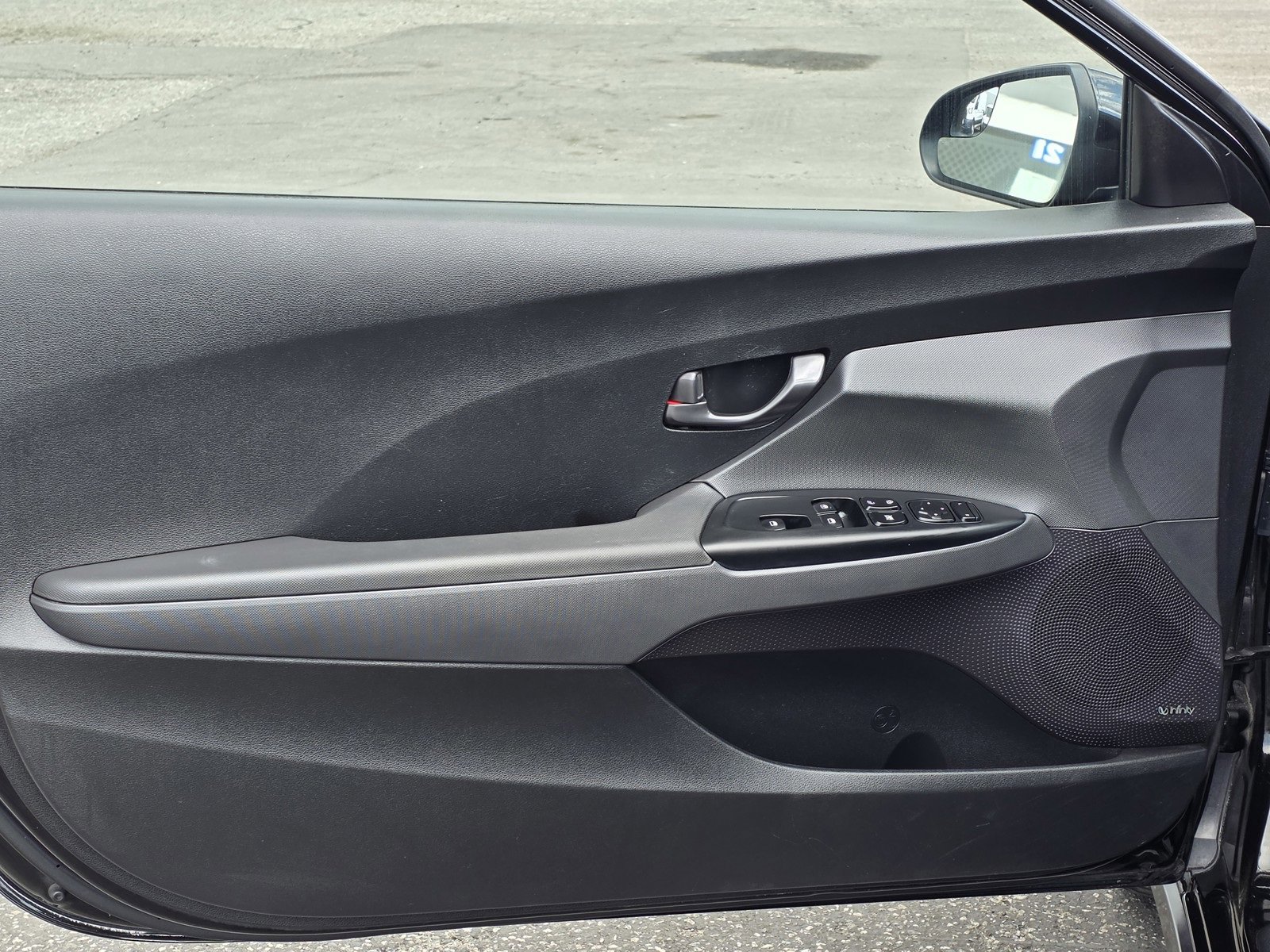 Used 2019 Hyundai Veloster Turbo R-Spec image 14