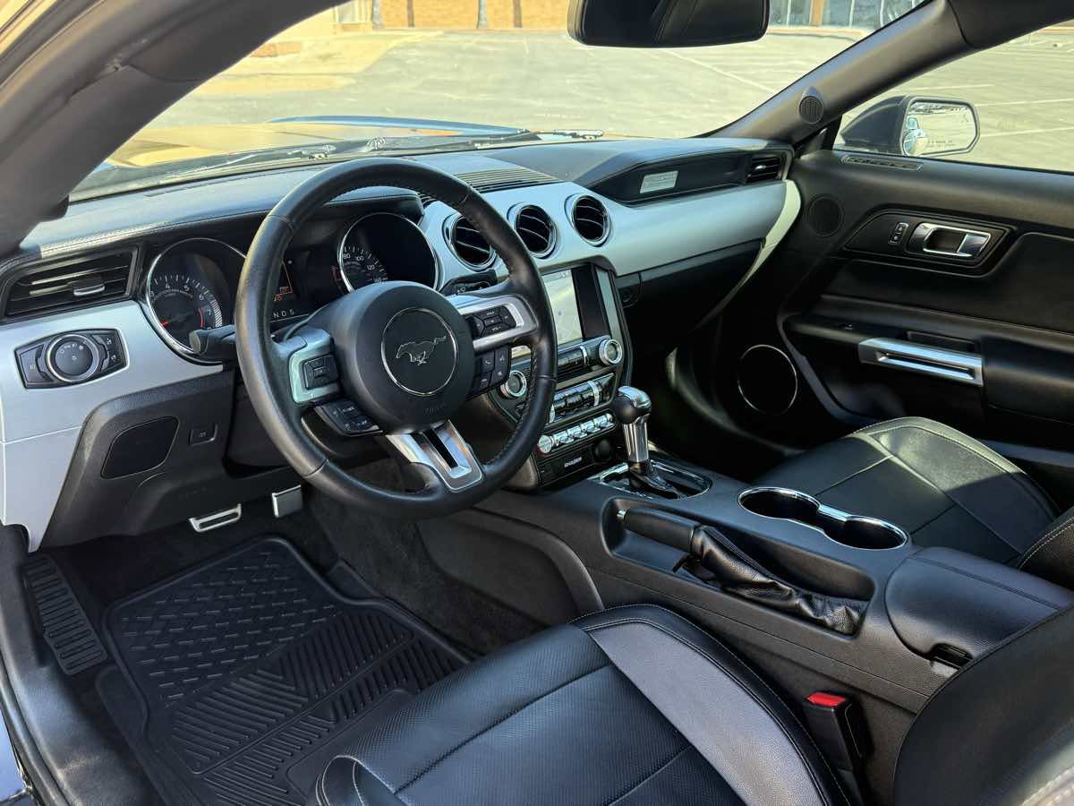 Used 2017 Ford Mustang GT Premium w/ Equipment Group 401A image 13