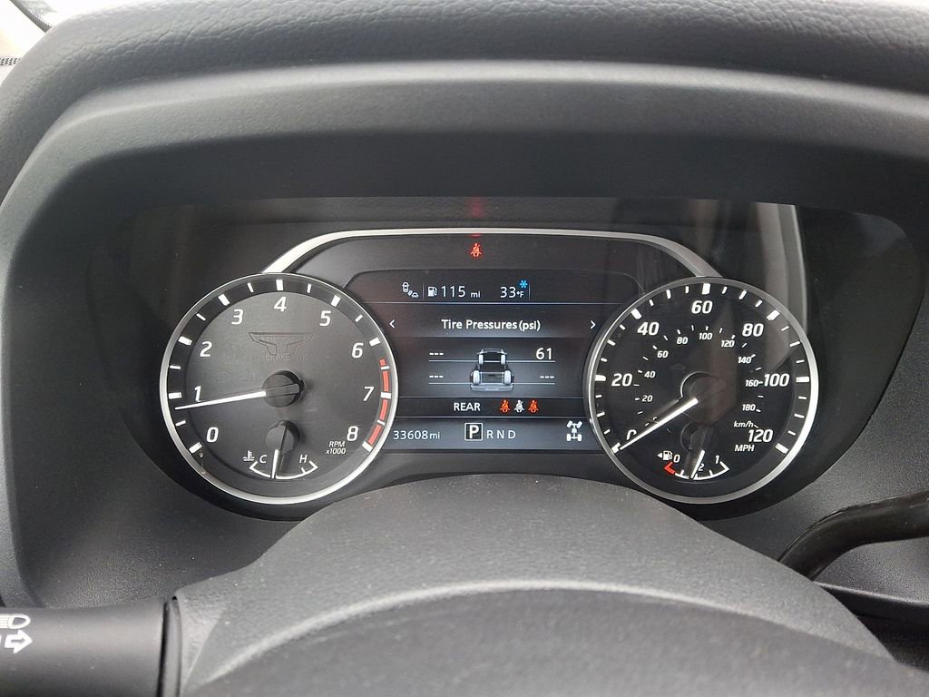 Certified 2024 Nissan Titan SV w/ SV Convenience Package image 19