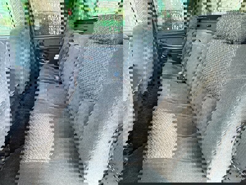 Used 2002 Chevrolet Avalanche 2WD image 23