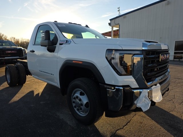 New 2026 GMC Sierra 3500 Pro