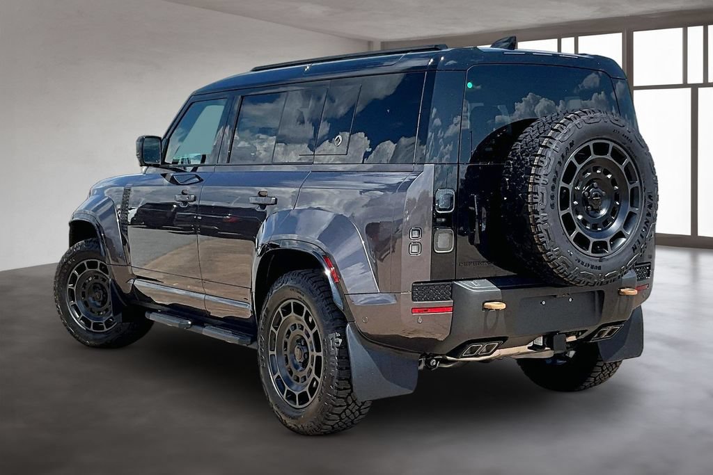 New 2026 Land Rover Defender 110 OCTA AWD/4WD image 3