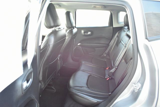 Used 2018 Jeep Compass Latitude w/ Popular Equipment Group image 31