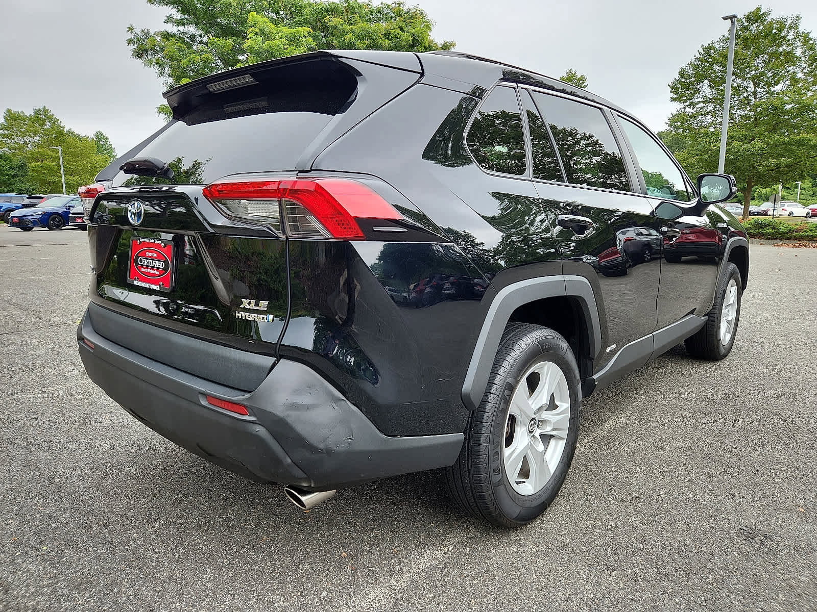 Certified 2021 Toyota RAV4 XLE image 5